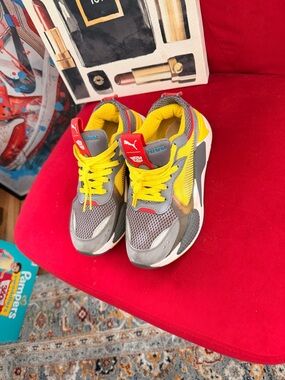 PUMA Kids Gray & Yellow Mesh Sneakers with Red Tongue Detail